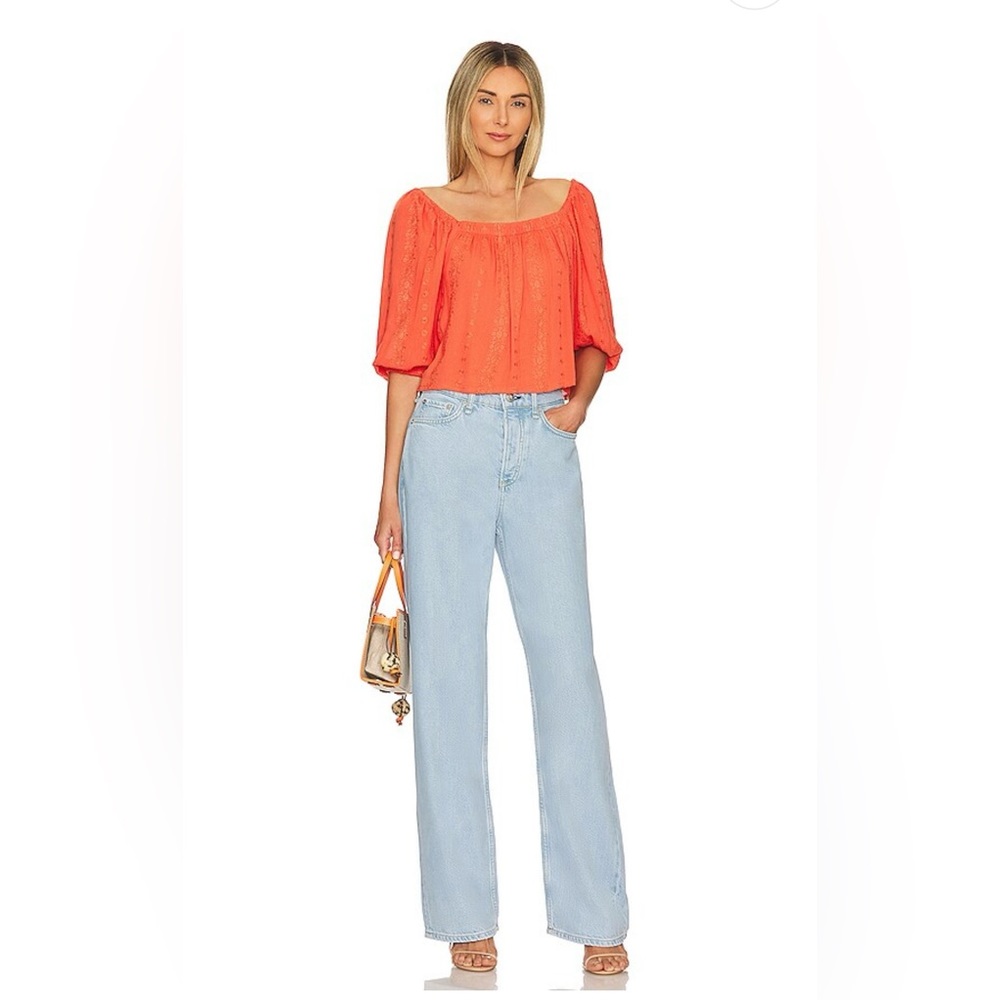 Steve Madden Embroidered On or Off Shoulder Top - Picture 3 of 7